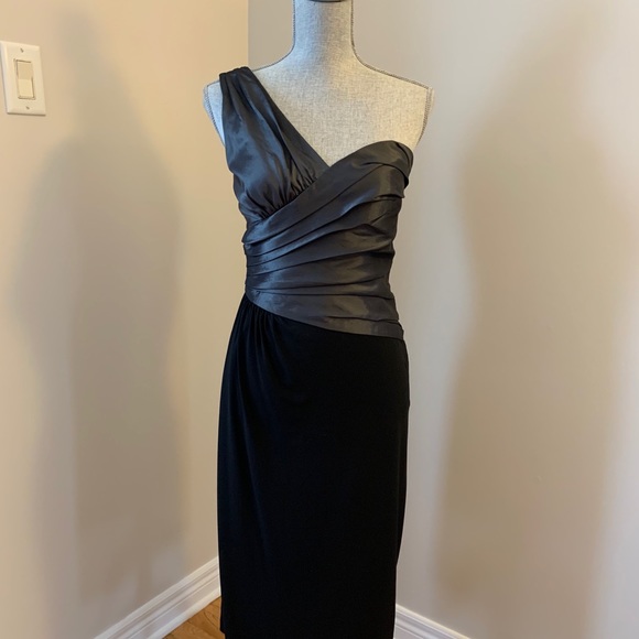 Max and Cleo Dress - Picture 2 of 8